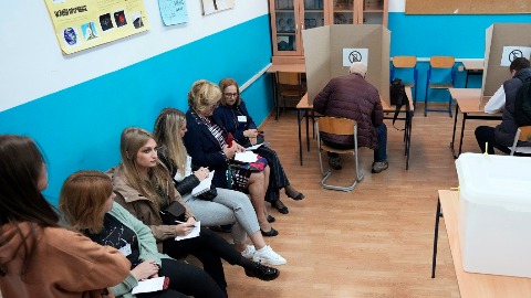 Грађани БиХ данас гласају на општим изборима