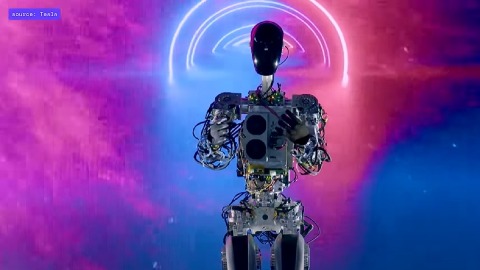 Илон Маск представио хуманоидног робота