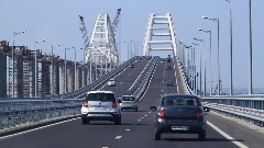 Кримски мост дјелимично отворен након експлозије