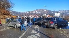 На два сата блокирали магистралу Мојковац-Подгорица