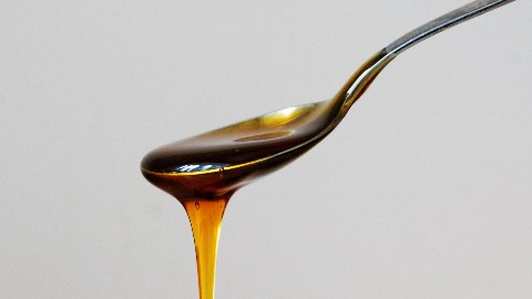 Је ли мед адекватна замјена за шећер?