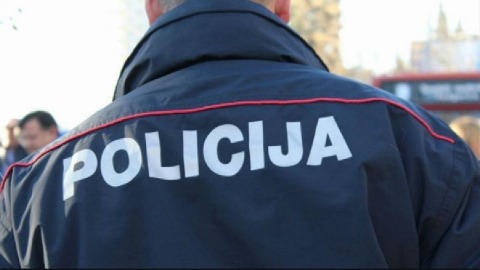 Полицајац и још четири особе ухапшени због продаје дроге