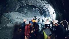 Трећи дан спасавања 40 радника из урушеног тунела у Индији