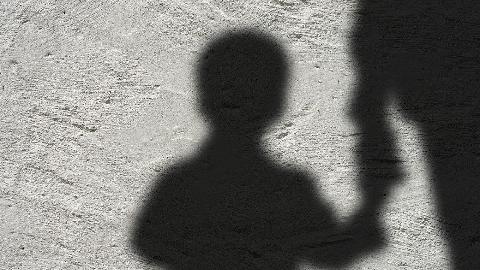 Policija ne nadzire pedofile, zaštititi djecu thumb2.jpg