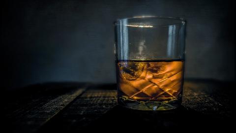 Боца шкотског вискија продата на аукцији за рекордних 2,5 милиона еура