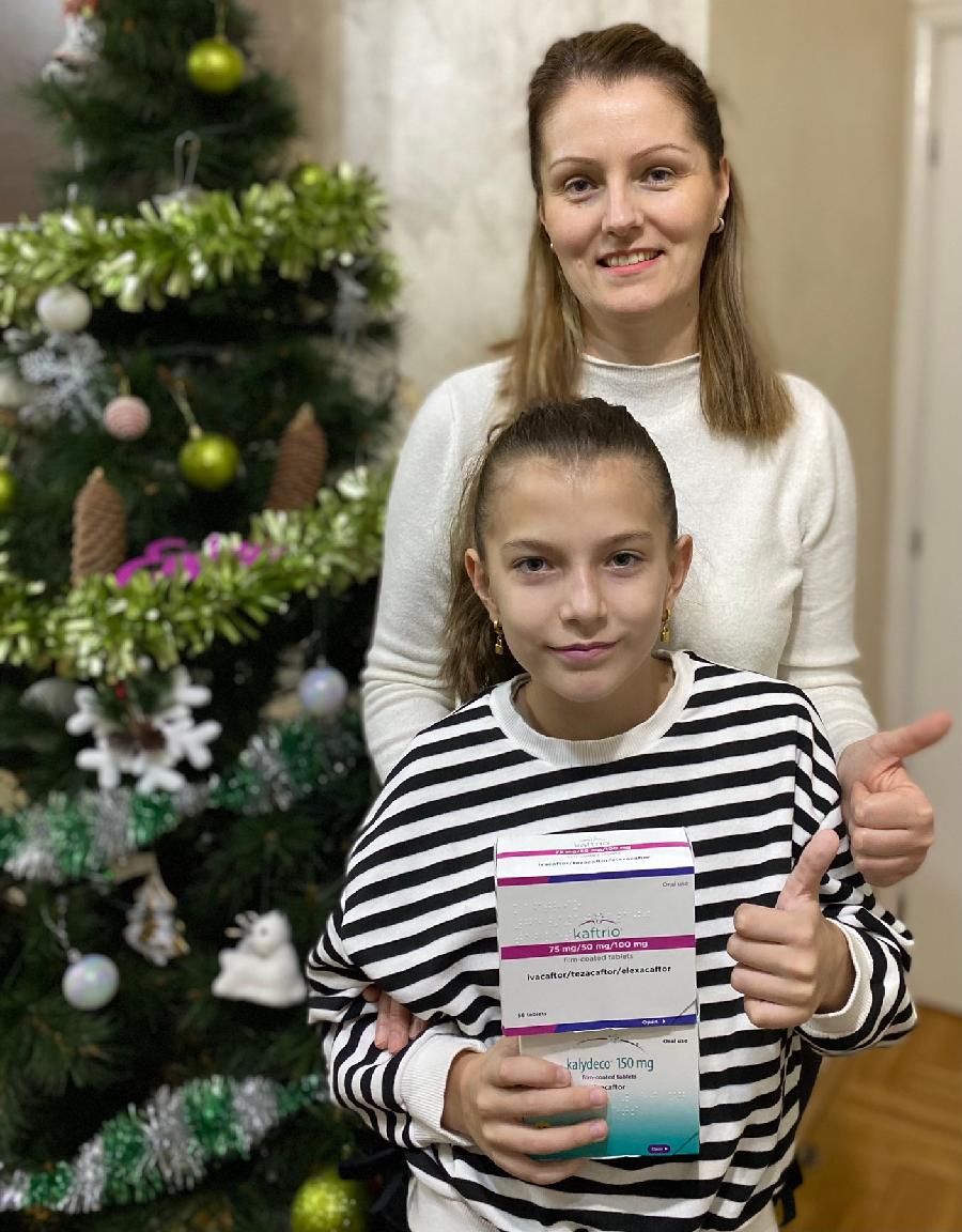 Emina i njena majka Jasmina Spahić Mandžukić 