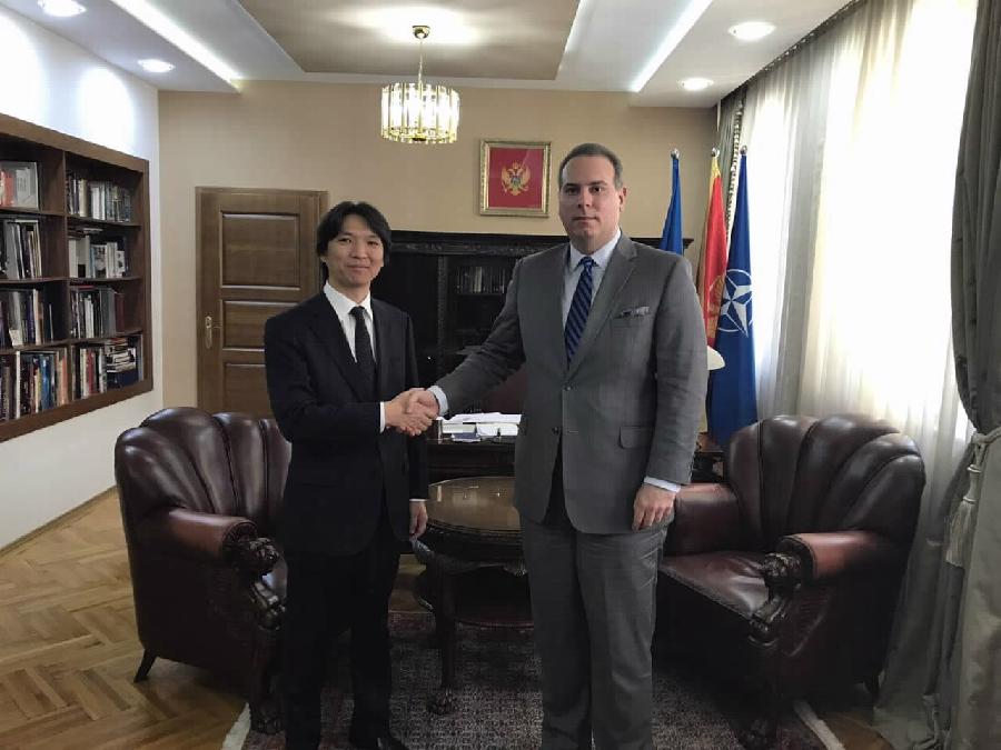 Sa ambasadorom Mongolije