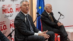 "Протекле двије и по године су агонија црногорског друштва"