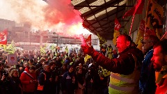 У Француској настављени протести због реформе пензионог система