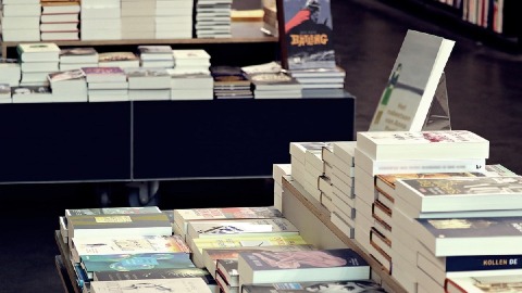 Издавачи мијењају романе, уклањају дјелове који могу да увриједе