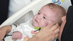 Турска: Беба извучена из рушевина коначно са мајком