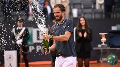 Медведев освојио титулу на мастерсу у Риму 