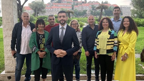 Živković: Sa Svetog Stefana su protjerani investitori thumb2.jpg