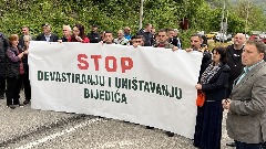 Мјештани Биједића најавили нову блокаду магистрале у Бијелом Пољу