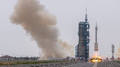 Кина лансирала свемирски брод Шенџоу-16