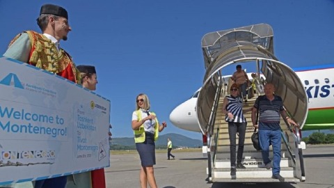 Узбекистан и Црна Гора први пут повезани директном авио линијом