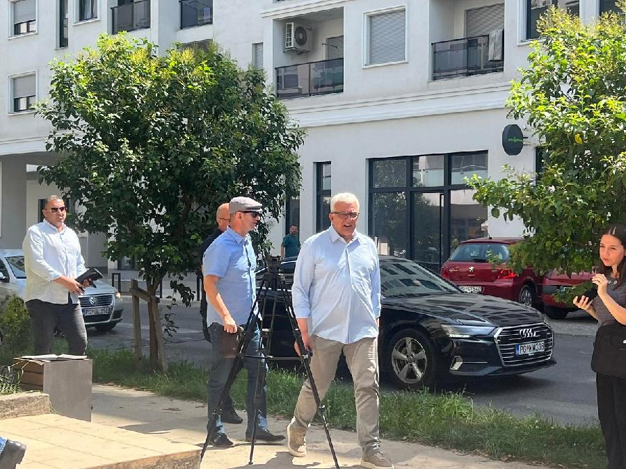 Мандић и Кнежевић стигли на преговоре