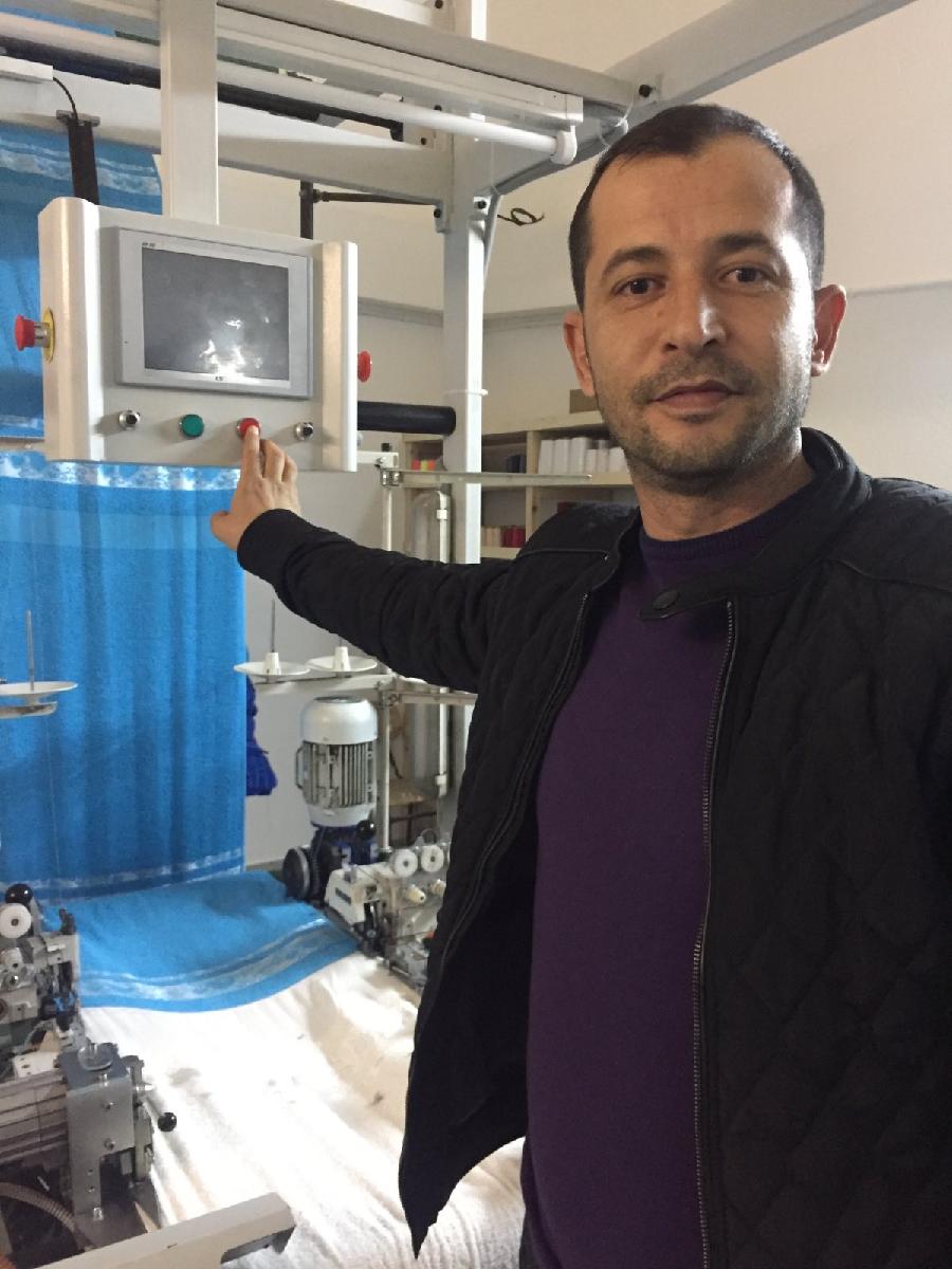 Турски бизнисмен Исмаил Арслани на отварању фабрике пешкира