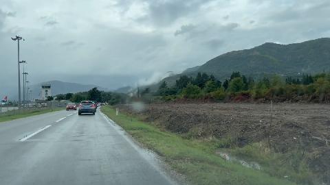 Radovi na bulevaru Tivat-Jaz privremeno obustavljeni thumb2.jpg