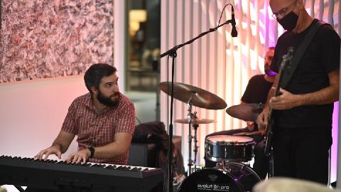 Koncert džez pijaniste Enes Tahirovića sjutra veče u Podgorici thumb2.jpg
