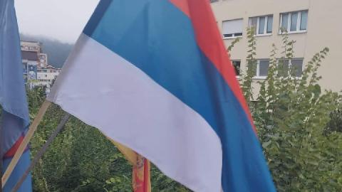 Trobojka istaknuta na zgradi Opštine Bijelo Polje thumb2.jpg