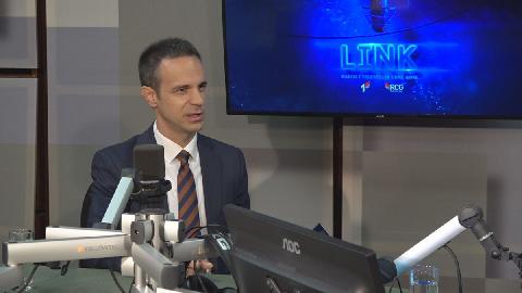 "Прича о принципу и програму свела се на расподјелу ресора"