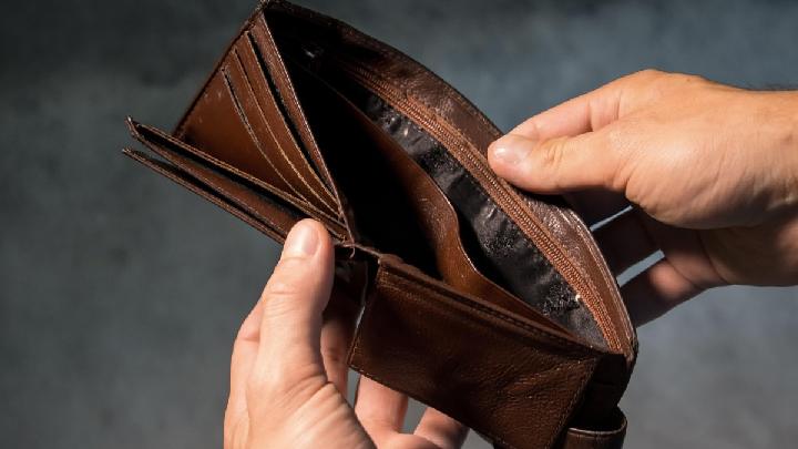 Скоро 23% домаћинстава једва спаја "крај са крајем"