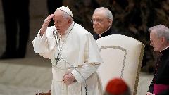 Papa u bolnici, nije mogao da održi govor