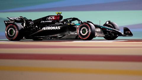 Hamilton najbrži na drugom treningu u Bahreinu