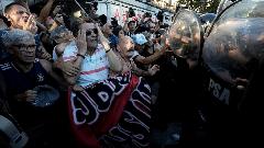 Demonstracije u Argentini zbog reformi, desetine povrijeđenih