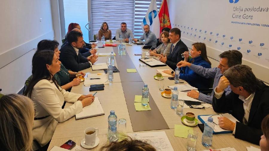 Sastanak predsjednika UPCG Slobodana Mikavice i direktor Fonda za zdravstveno osiguranje Vuk Kadić