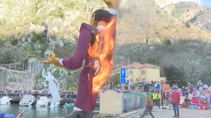 Spaljivanjem Trofaznog završene kotorske karnevalske fešte 