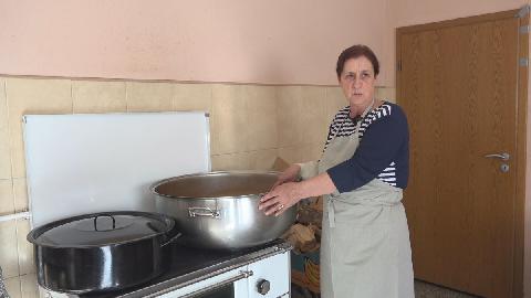 Rožajka kuva za socijalno ugrožene: Kad su svi zadovoljni, dobijem krila thumb2.jpg
