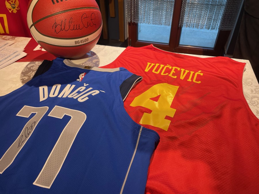 Dresovi NBA zvijezda Vučevića i Dončića