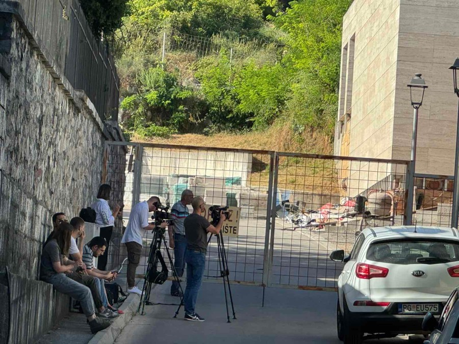 Sa lica mjesta