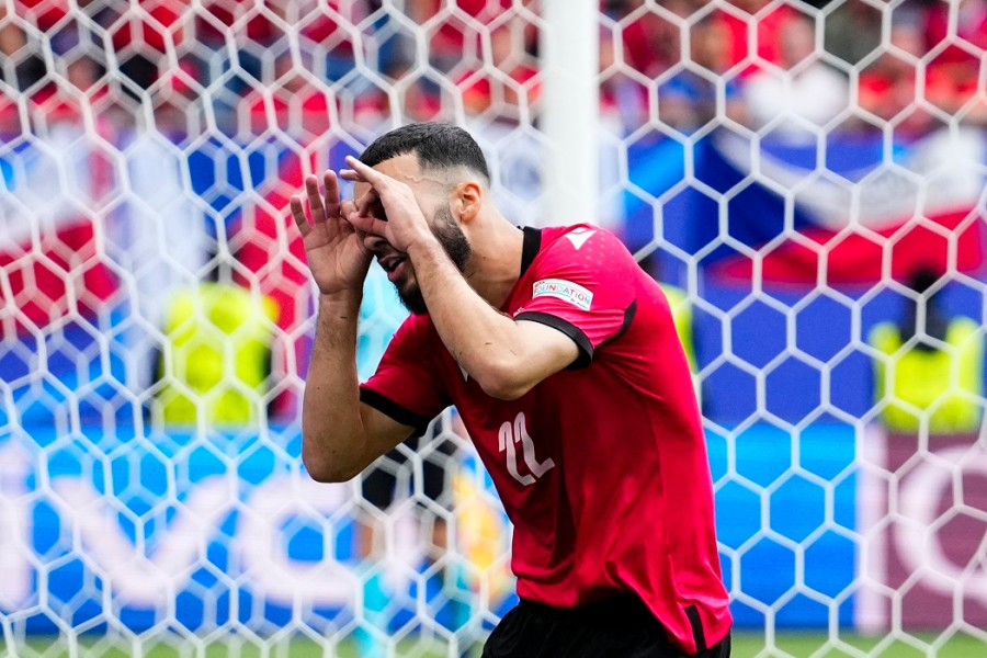 Žorž Mikautadze slavi gol