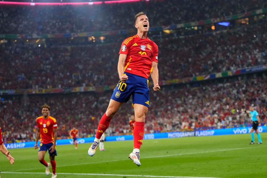 Majstorija koja će se pamtiti: Dani Olmo slavi gol za 2:1