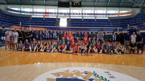 Kreću prve provjere odbojkašica Luke Bar, prvi meč protiv Budućnosti thumb2.jpg