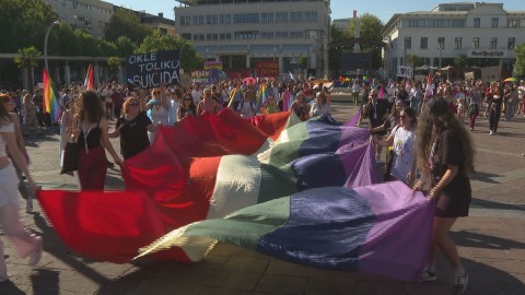 Vrijeđali LGBT populaciju tokom Prajda, podnešeno preko 50 prijava thumb2.jpg