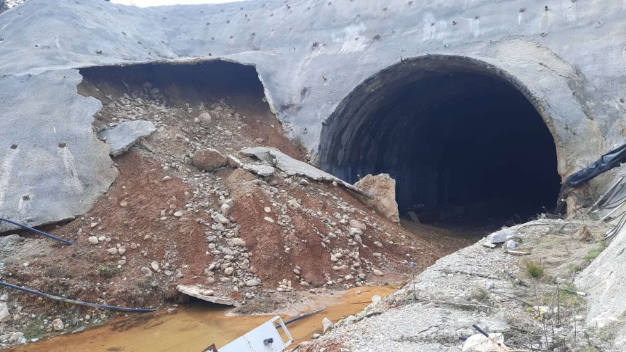 Urušeni tunel