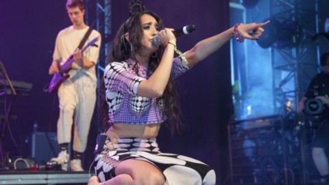 Raveena donosi emotivnu baladu “Sun Don’t Leave Me” thumb2.jpg