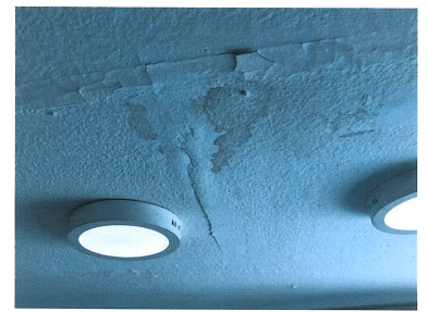 Izvještaj o kontrolnom obilasku Odjeljenja bezbjednosti Tivat – 2025. godine: plafon sa tragovima oštećenja i vlage, ozbiljan rizik od ugrožavanja električne