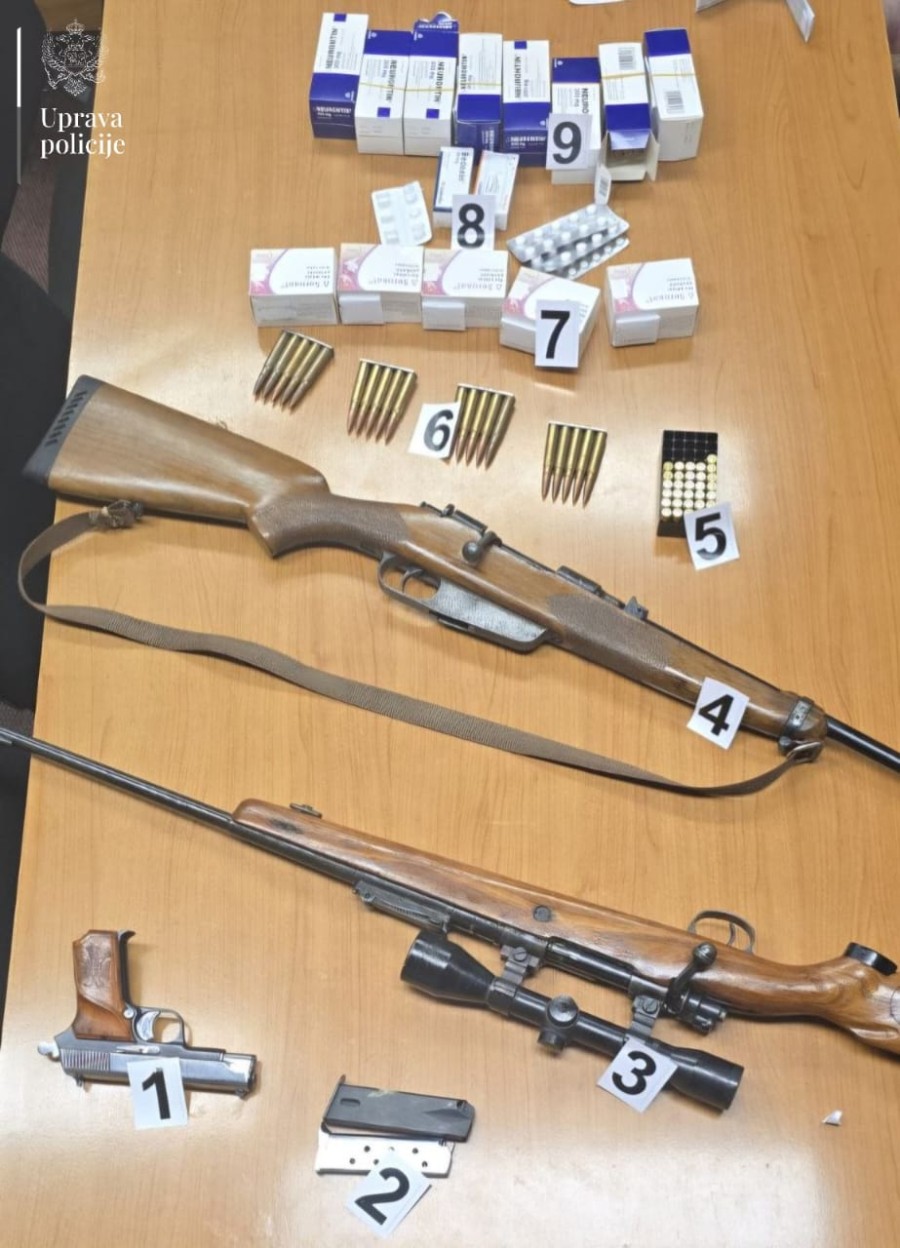 Oduzeta municija, oružje, tablete u Andrijevici