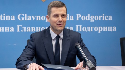 Mujović: U toku izrada glavnog projekta za školu i vrtić u Siti kvartu thumb2.jpg