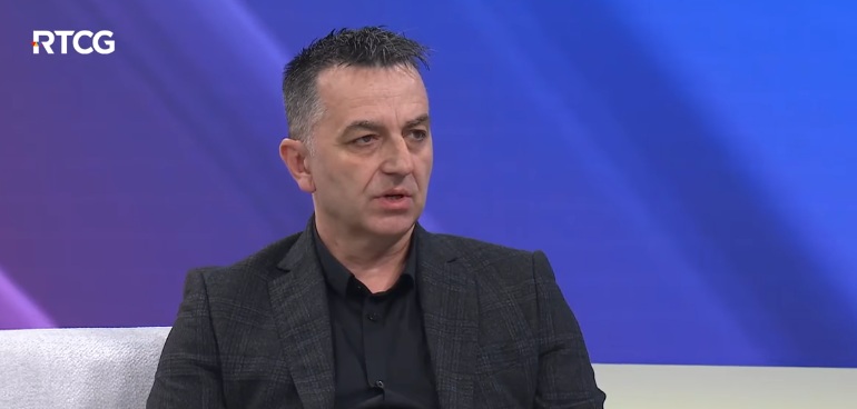 Dr Aleksandar Magdalinić