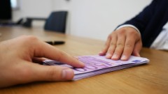 thumb1.jpg