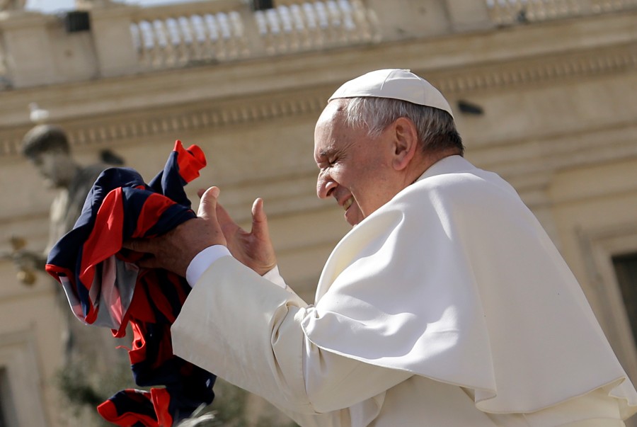 Papa sa dresom San Lorenca