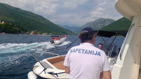 Od 22 kontrolisana plovila, 13 nepravilnosti thumb2.jpg