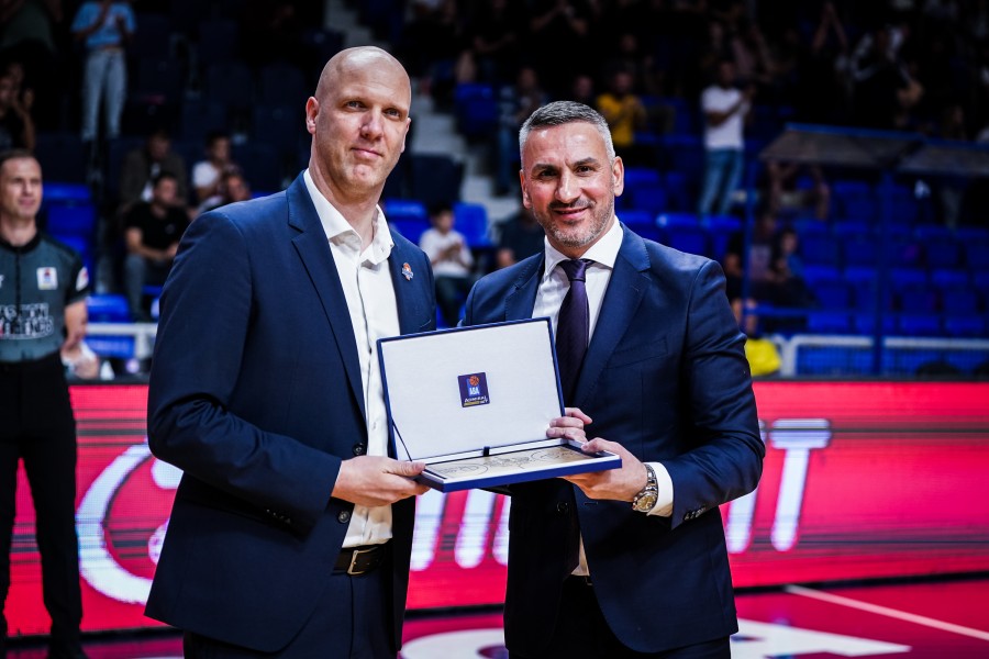 Dobio preko 84 odsto glasova: Andrej Žakelj i Milija Vojinović
