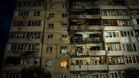 Rusija napala Kijev dronovima i balističkim raketama, ranjeno najmanje 15 ljudi thumb2.jpg
